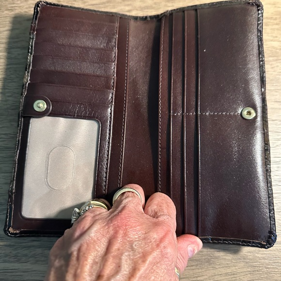 Brahmin Caroline Hunter Amaya and Ady Wallet - Picture 6 of 12